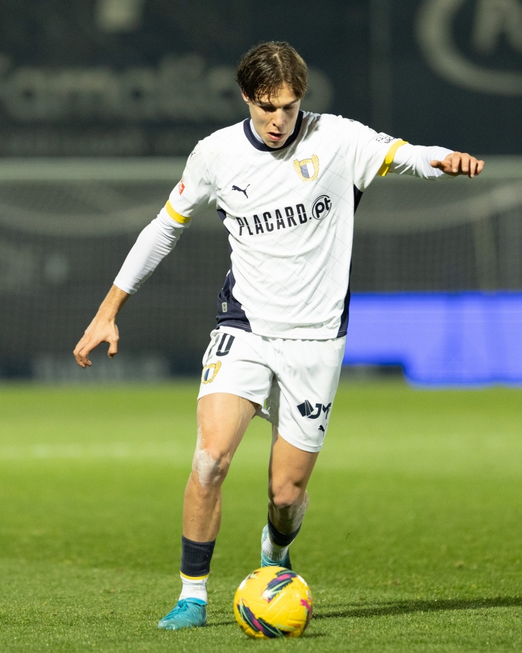 都體：尤文計(jì)劃進(jìn)行中場(chǎng)補(bǔ)強(qiáng)，他們瞄準(zhǔn)了葡萄牙新星古斯塔沃-薩